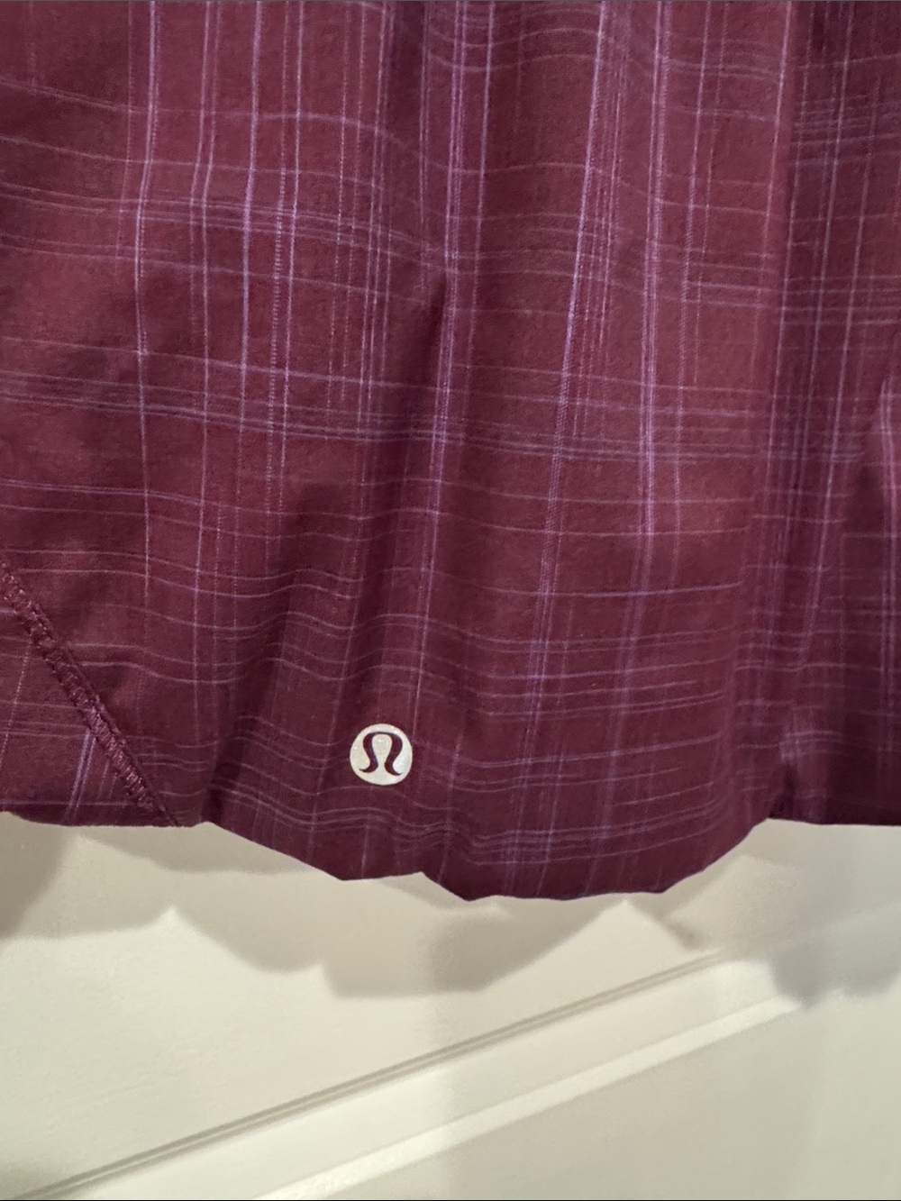 lululemon athletica Women's Plum Hooded run hustle jacket - Picture 3 of 4